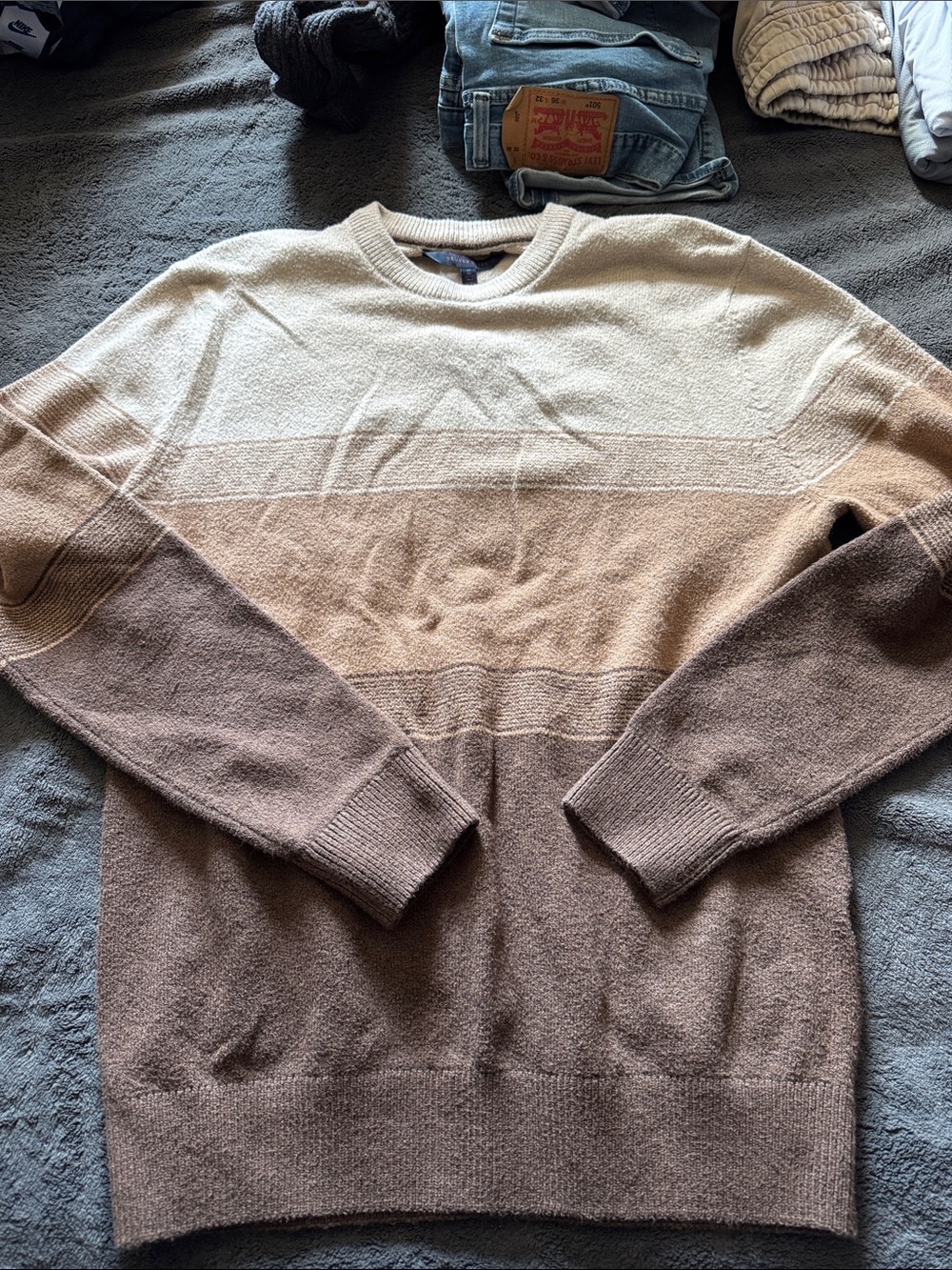 Denver Hayes Men's Ombre Crewneck Sweater in Cream, Tan and Brown